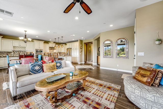 10260 E WHITE FEATHER Lane 1040, Scottsdale, AZ 85262