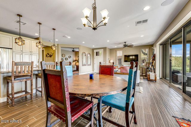 10260 E WHITE FEATHER Lane 1040, Scottsdale, AZ 85262