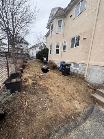 138 North St, Somerville, MA 02144