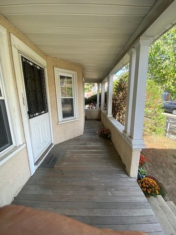 138 North St, Somerville, MA 02144