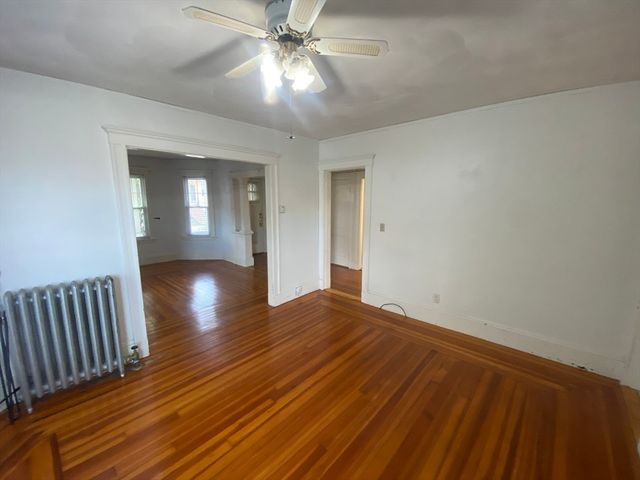 138 North St, Somerville, MA 02144
