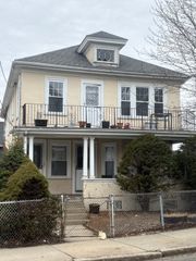 138 North St, Somerville, MA 02144