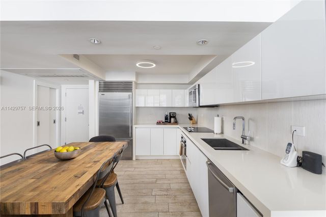 102 24th Street 1013, Miami Beach, FL 33139
