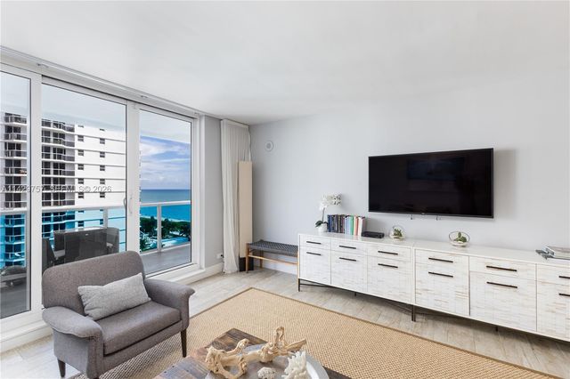 102 24th Street 1013, Miami Beach, FL 33139