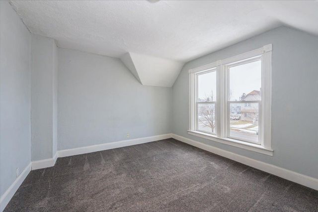 1924 Banks Avenue, Superior, WI 54880