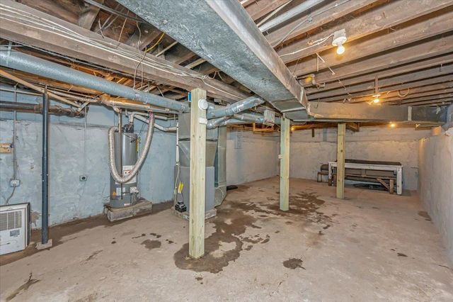 1924 Banks Avenue, Superior, WI 54880