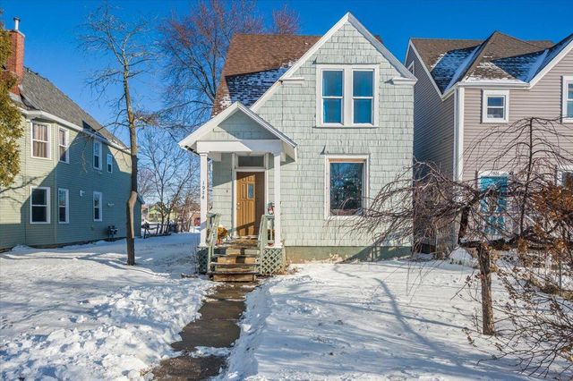 1924 Banks Avenue, Superior, WI 54880