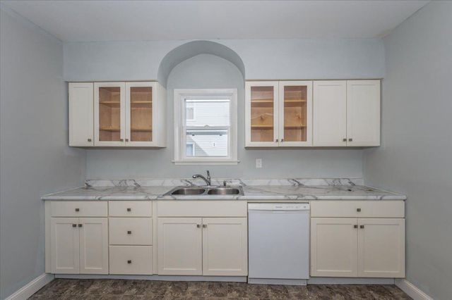 1924 Banks Avenue, Superior, WI 54880