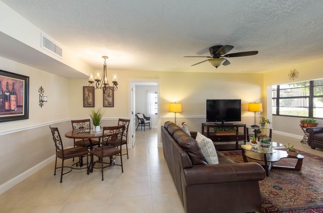 154 Capri D, Delray Beach, FL 33484