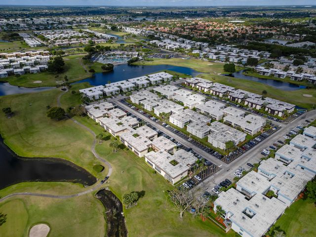 154 Capri D, Delray Beach, FL 33484