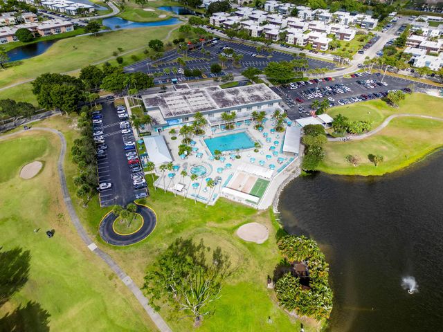 154 Capri D, Delray Beach, FL 33484