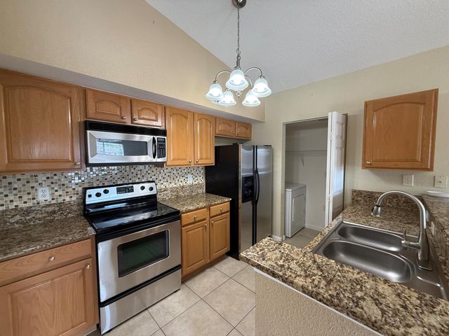 291 SW Palm Drive 202, Port St Lucie, FL 34986