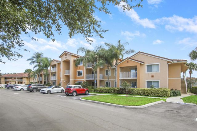 291 SW Palm Drive 202, Port St Lucie, FL 34986