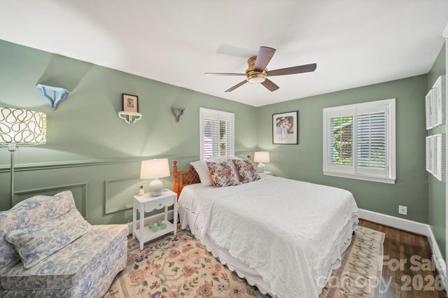 2431 Arnold Drive, Charlotte, NC 28205