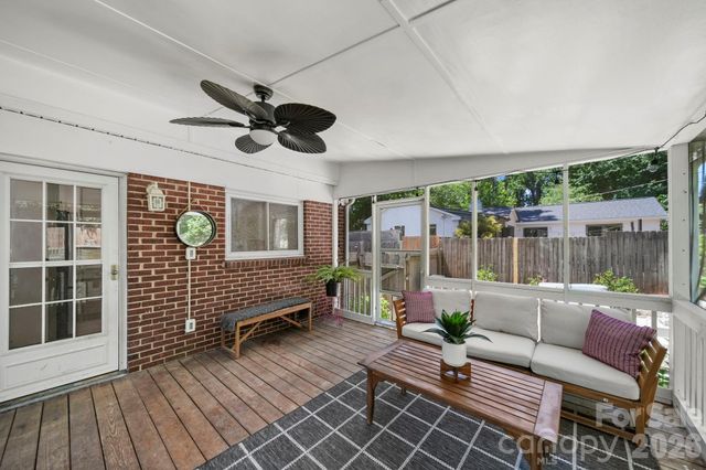 2431 Arnold Drive, Charlotte, NC 28205