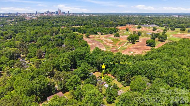 2431 Arnold Drive, Charlotte, NC 28205