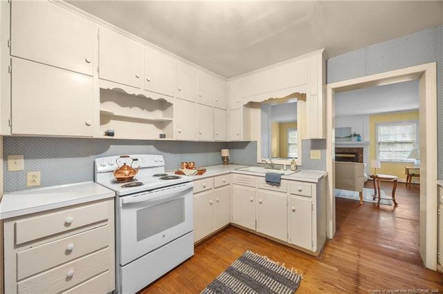 511 Maplewood Drive, Sanford, NC 27330