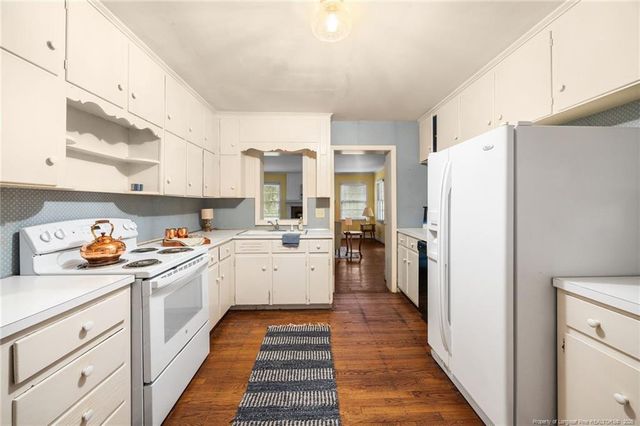 511 Maplewood Drive, Sanford, NC 27330