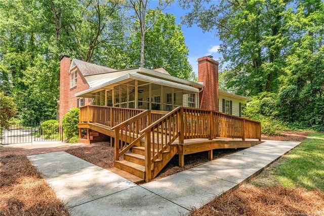 511 Maplewood Drive, Sanford, NC 27330