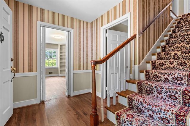 511 Maplewood Drive, Sanford, NC 27330