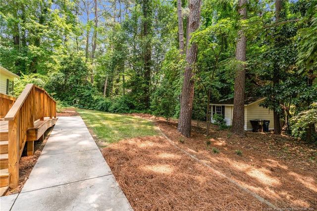 511 Maplewood Drive, Sanford, NC 27330