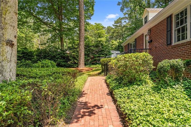 511 Maplewood Drive, Sanford, NC 27330