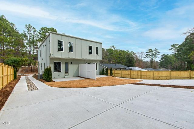 2728 Milburnie Road, Raleigh, NC 27610
