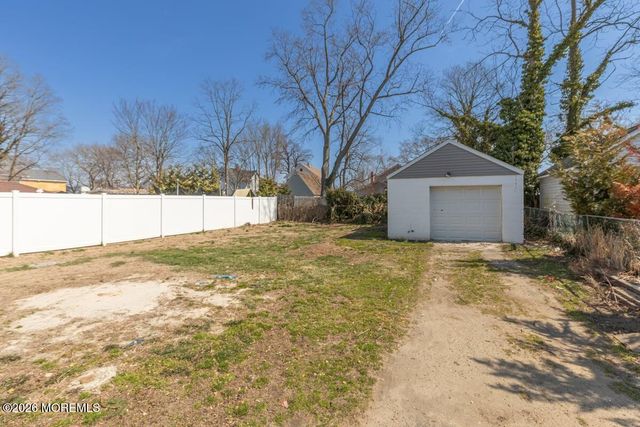 25 Howland Place, Long Branch, NJ 07740