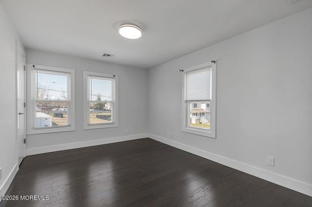 25 Howland Place, Long Branch, NJ 07740