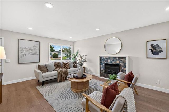 224 Marianna Way, Campbell, CA 95008