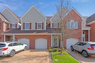 8 Schmidt Cir, Watchung Boro, NJ 07069