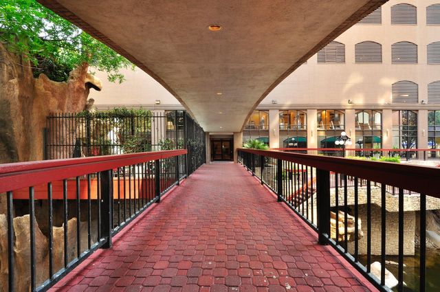 507 Sabine ST 304, Austin, TX 78701