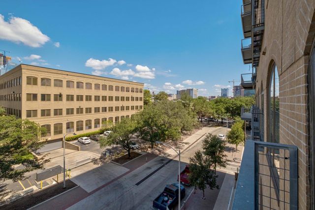 507 Sabine ST 304, Austin, TX 78701