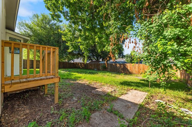 12799 Lake Conroe Hills Drive, Willis, TX 77318