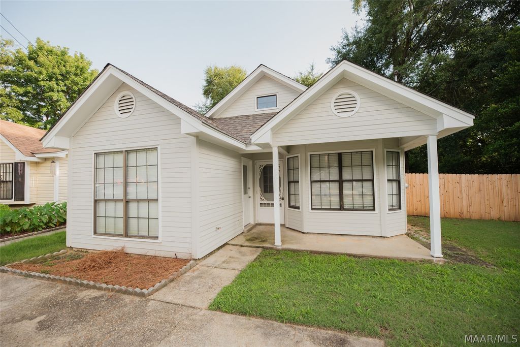 3808 PERRY HILL Court, Montgomery, AL 36109