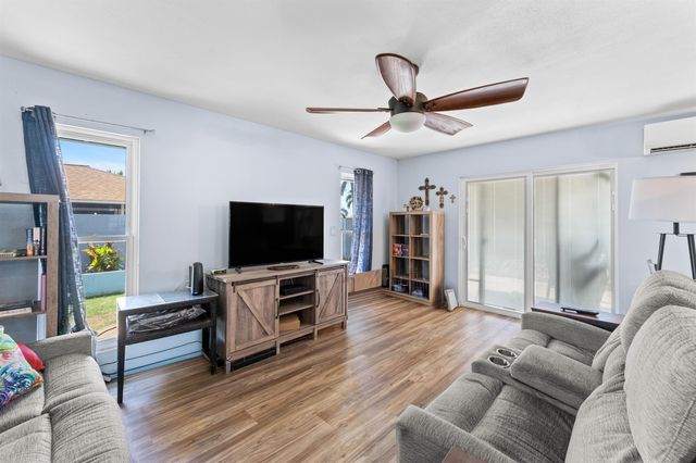 335 Hoalike St, Kihei, HI 96753