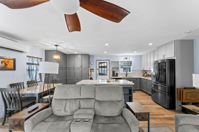 335 Hoalike St, Kihei, HI 96753