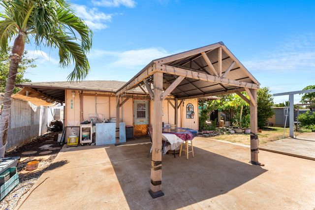 335 Hoalike St, Kihei, HI 96753