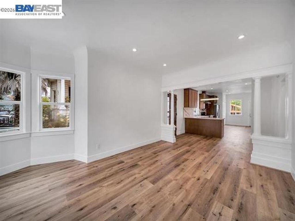 Image 15 of property listing at 3035 Logan St, Oakland, CA 94601