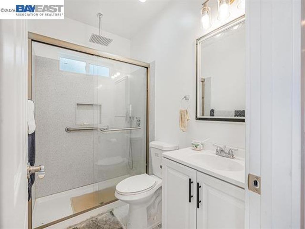 Image 22 of property listing at 3035 Logan St, Oakland, CA 94601