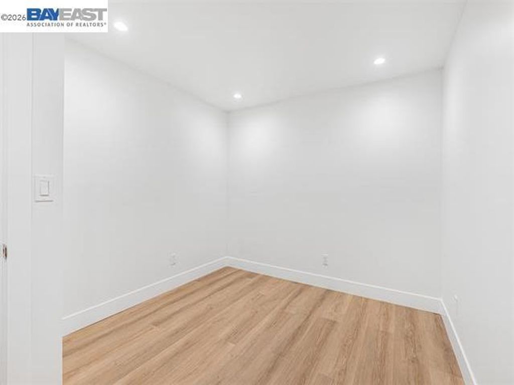 Image 25 of property listing at 3035 Logan St, Oakland, CA 94601
