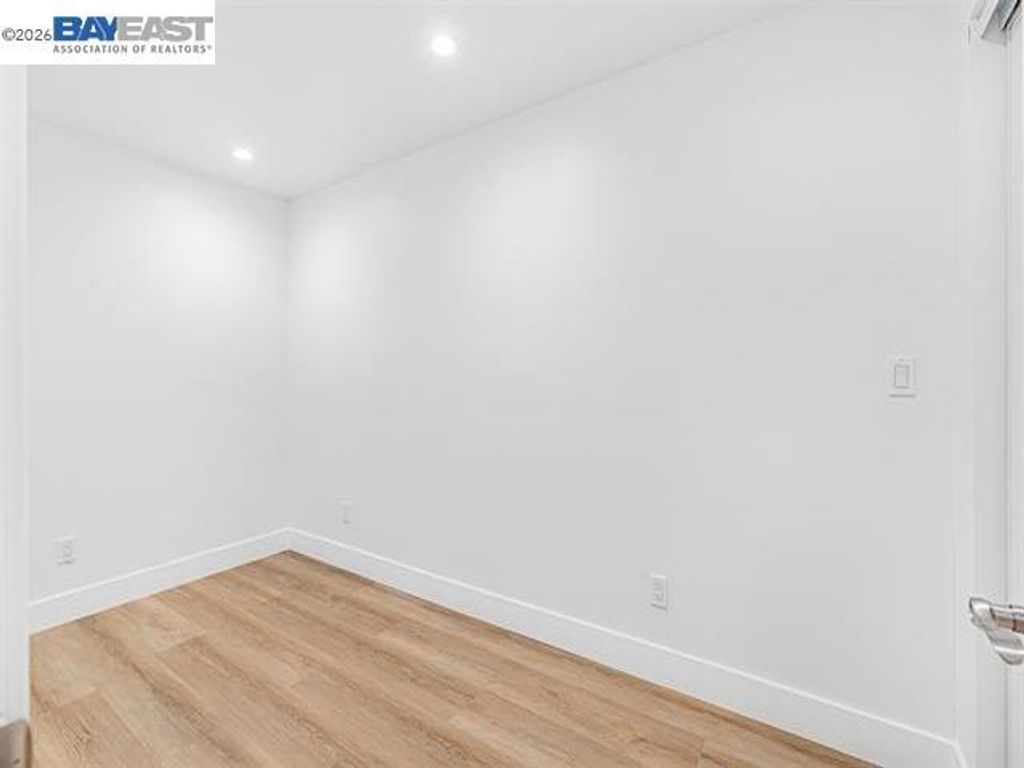Image 28 of property listing at 3035 Logan St, Oakland, CA 94601