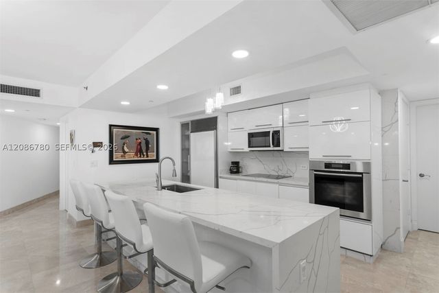 17201 Collins Ave 3304, Sunny Isles Beach, FL 33160