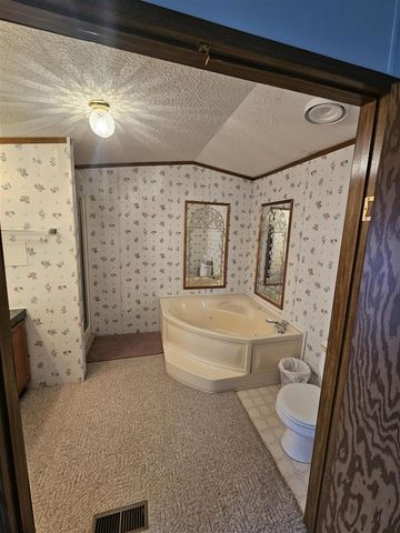 7156 Houndstooth Drive, Grand Rapids, MI 49548