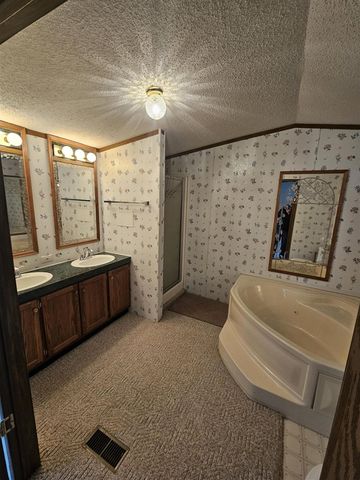 7156 Houndstooth Drive, Grand Rapids, MI 49548