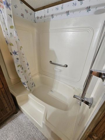 7156 Houndstooth Drive, Grand Rapids, MI 49548