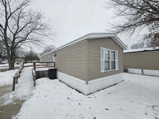 7156 Houndstooth Drive, Grand Rapids, MI 49548