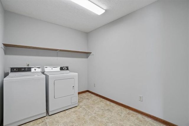 619 Stoney Creek Road, Woodstock, GA 30188