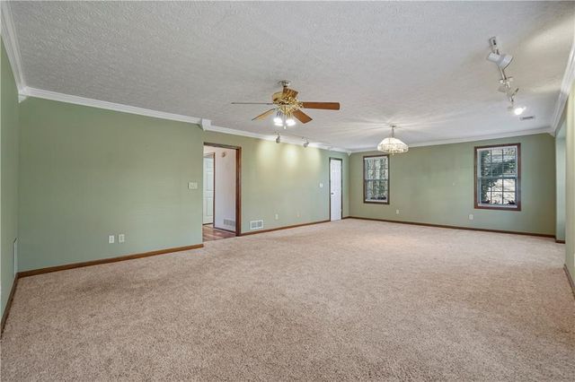 619 Stoney Creek Road, Woodstock, GA 30188