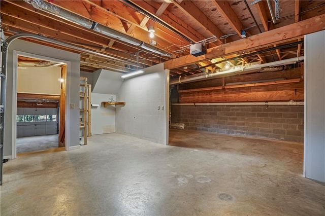 619 Stoney Creek Road, Woodstock, GA 30188